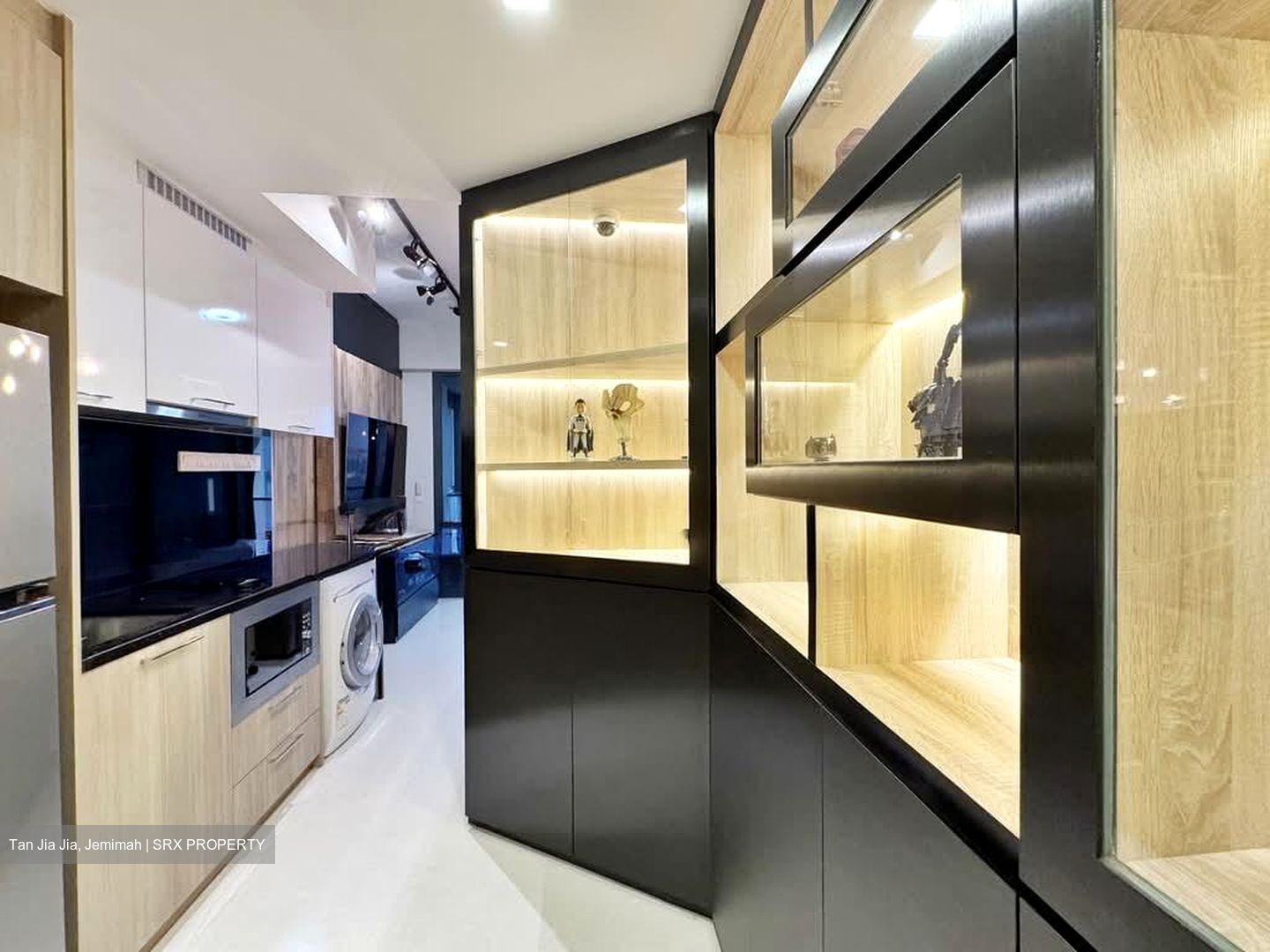 Trilive (D19), Condominium #587980561